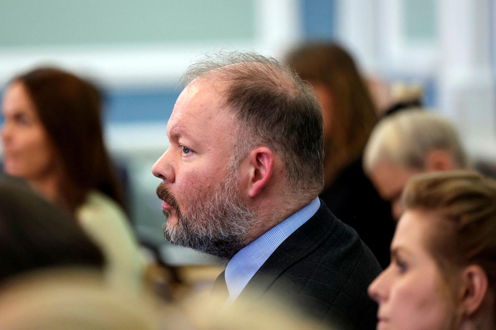 Óraunhæft að þingfrestun verði á áætluðum tíma