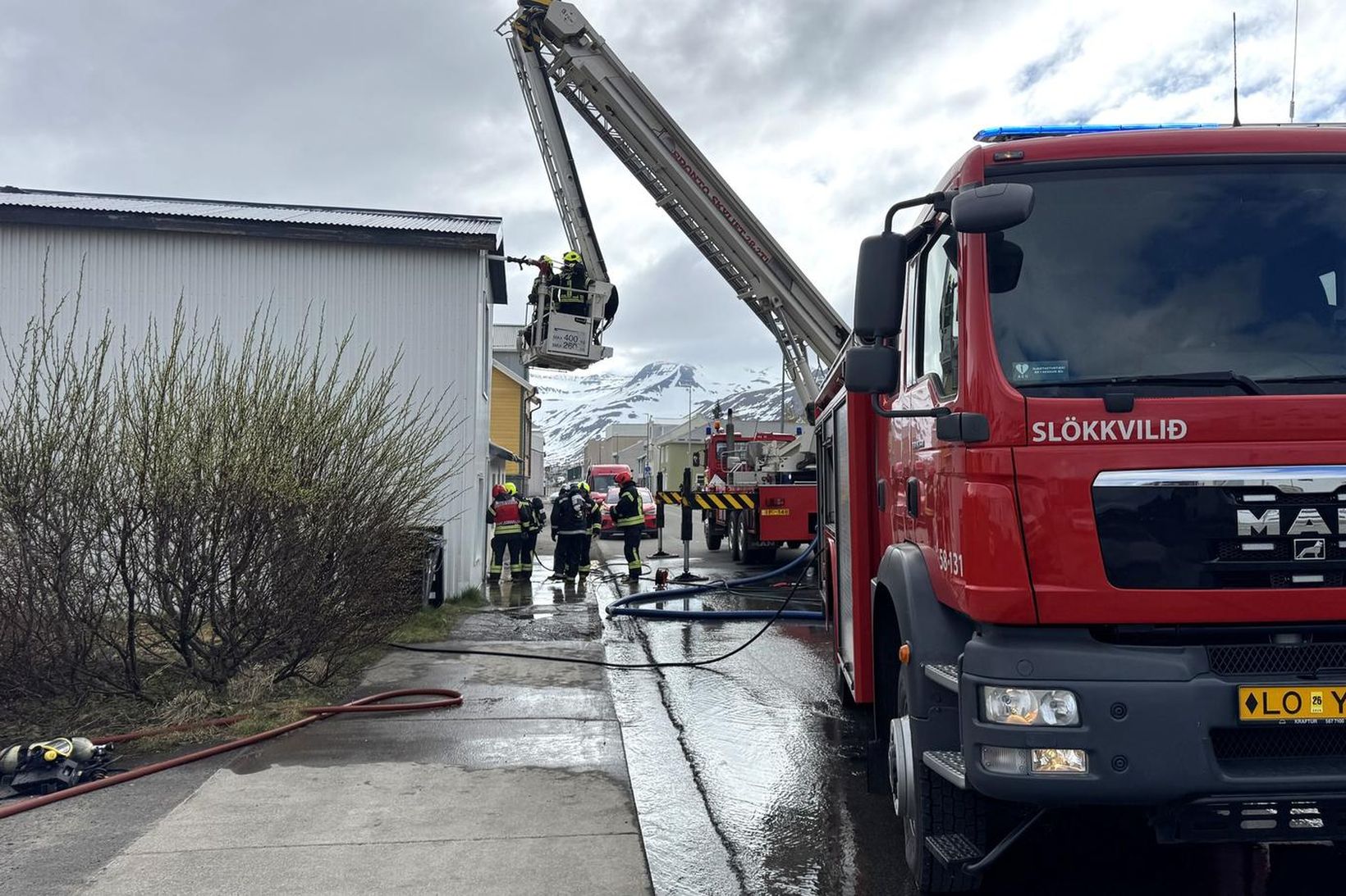 Tókst að koma í veg fyrir útbreiðslu eldsins