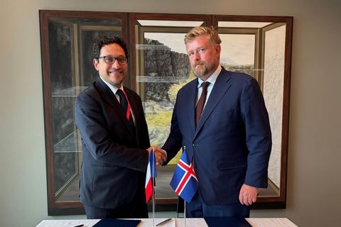 Alexandre Escorcia, skrifstofustjóri málefna Evrópu, Norður-Ameríku og fjölþjóðasamstarfs hjá varnarmálaráðuneyti Frakklands og Jónas G. Allansson, …