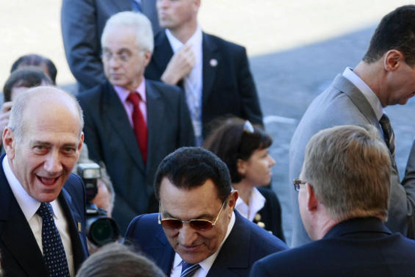 Hosni Mubarak Egyptalandsforseti, Ehud Olmert forsætisráðherra Ísraels, og Bashar Assad …
