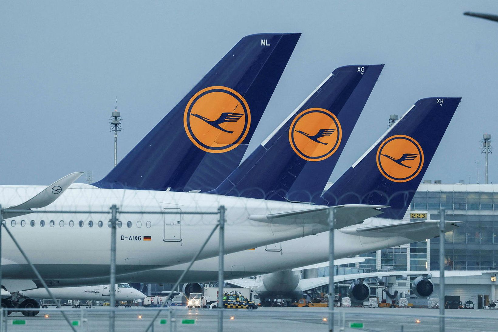 Óttast skort á eldsneyti innan mánaðar