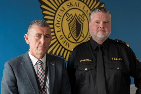 Alan Brady, yfirrannsóknarlögreglufulltrúi írsku lögreglunnar og Eiríkur Valberg, fulltrúi í rannsóknardeild lögreglunnar á höfuðborgarsvæðinu.