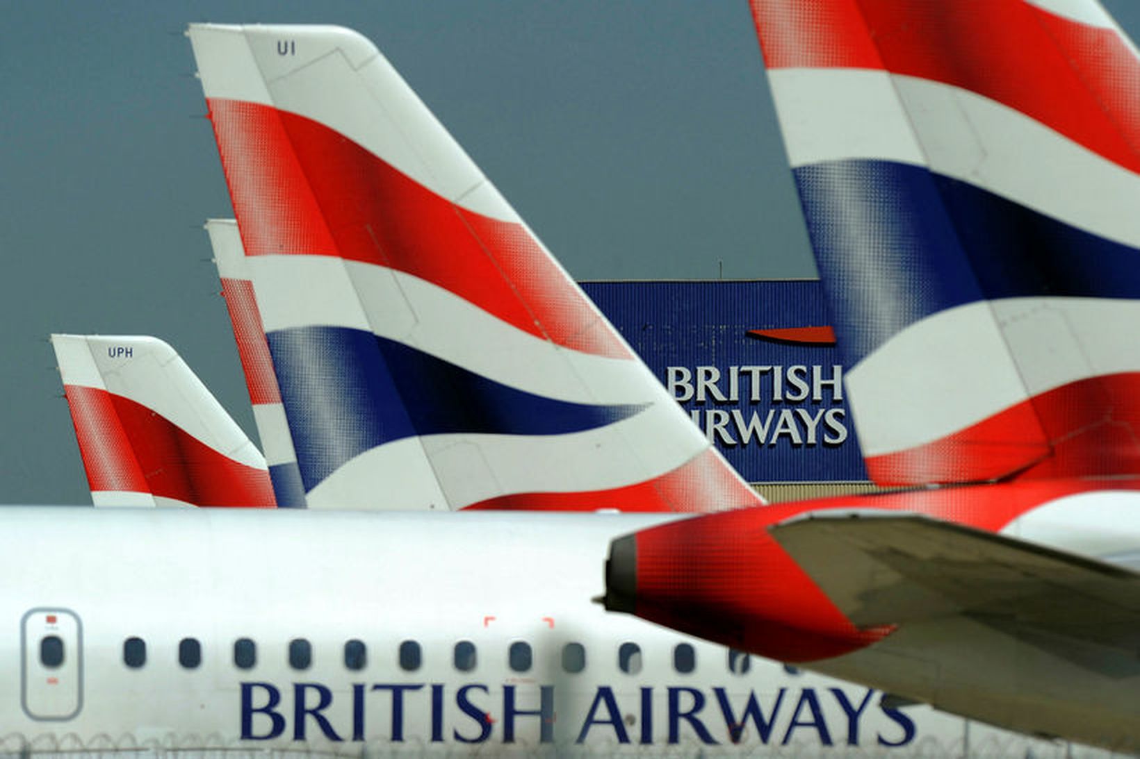 British Airways hefur aflýst 10.300 flugferðum til viðbótar.