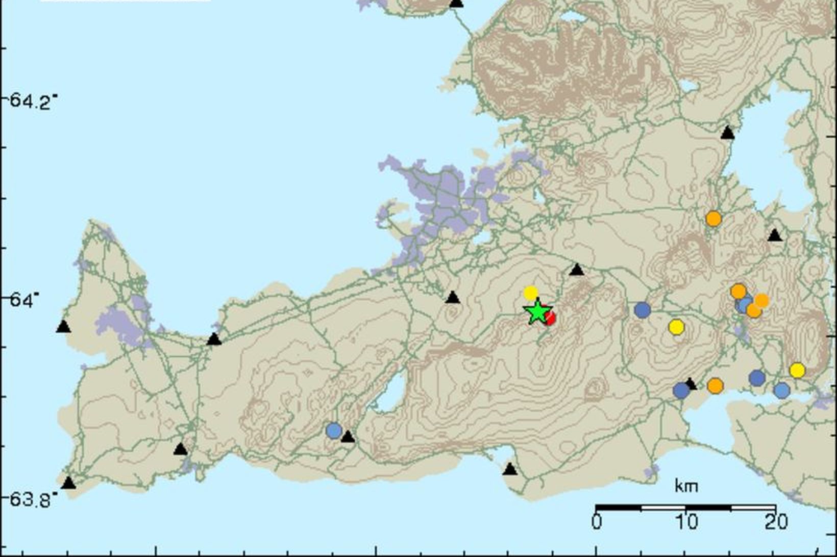 Græna stjarnan á kortinu sýnir var skjálftinn varð nú fyrir …