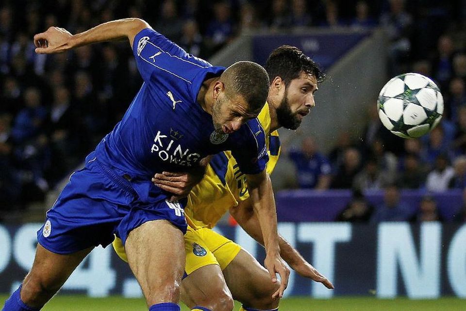 Slimani kemur Leicester yfir gegn Porto í kvöld.