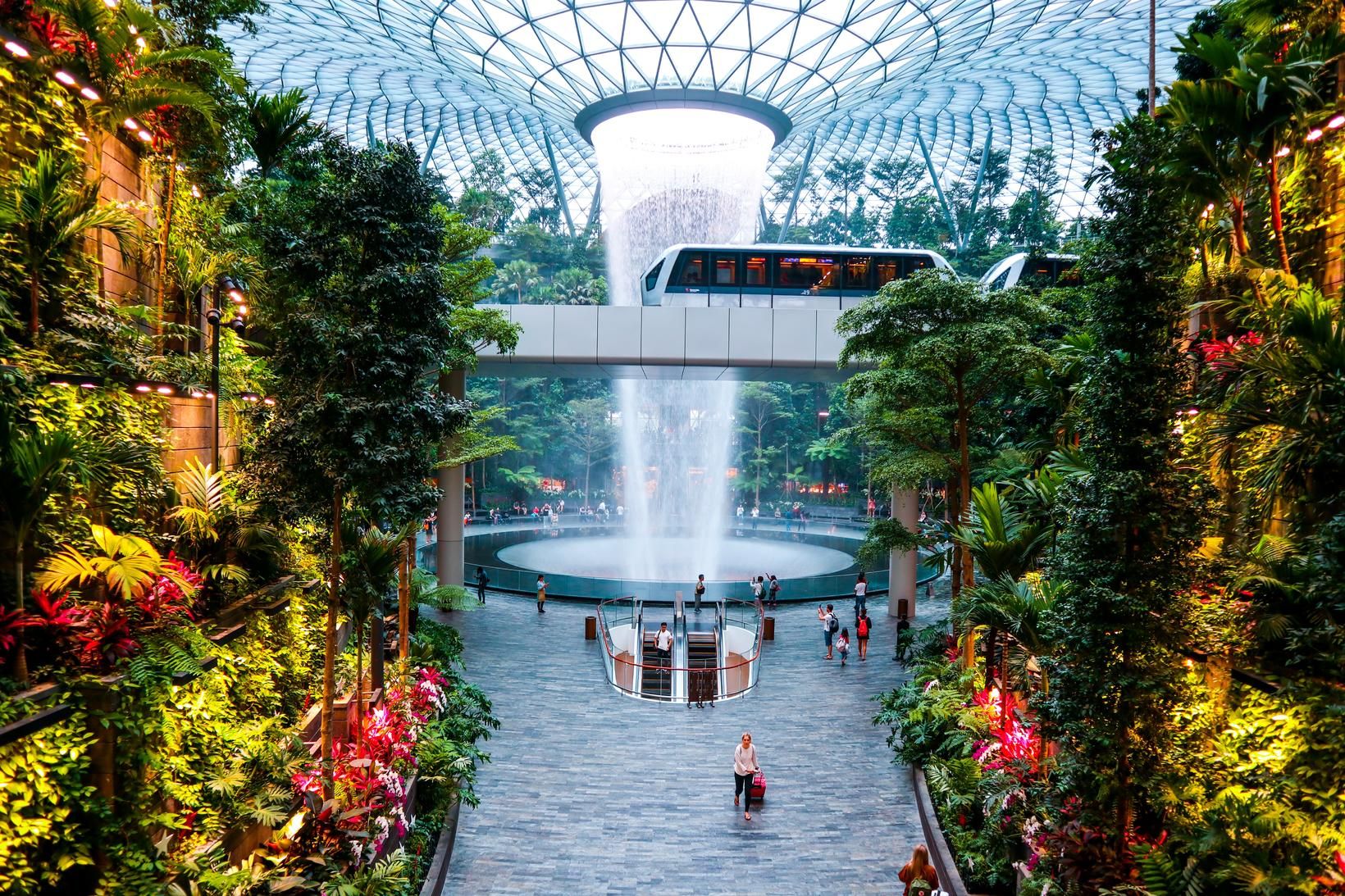 Changi-flugvöllur í Singapúr er besti flugvöllur árið 2023.