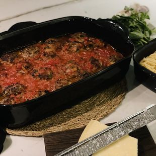 Ítalskar hakkbollur með spaghettí og parmesan osti