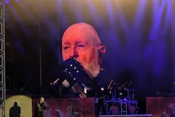 Robert John Arthur Halford, eða bara Rob Halford, söngvari Judas Priest, flytur hjartnæma þakkarræðu á …