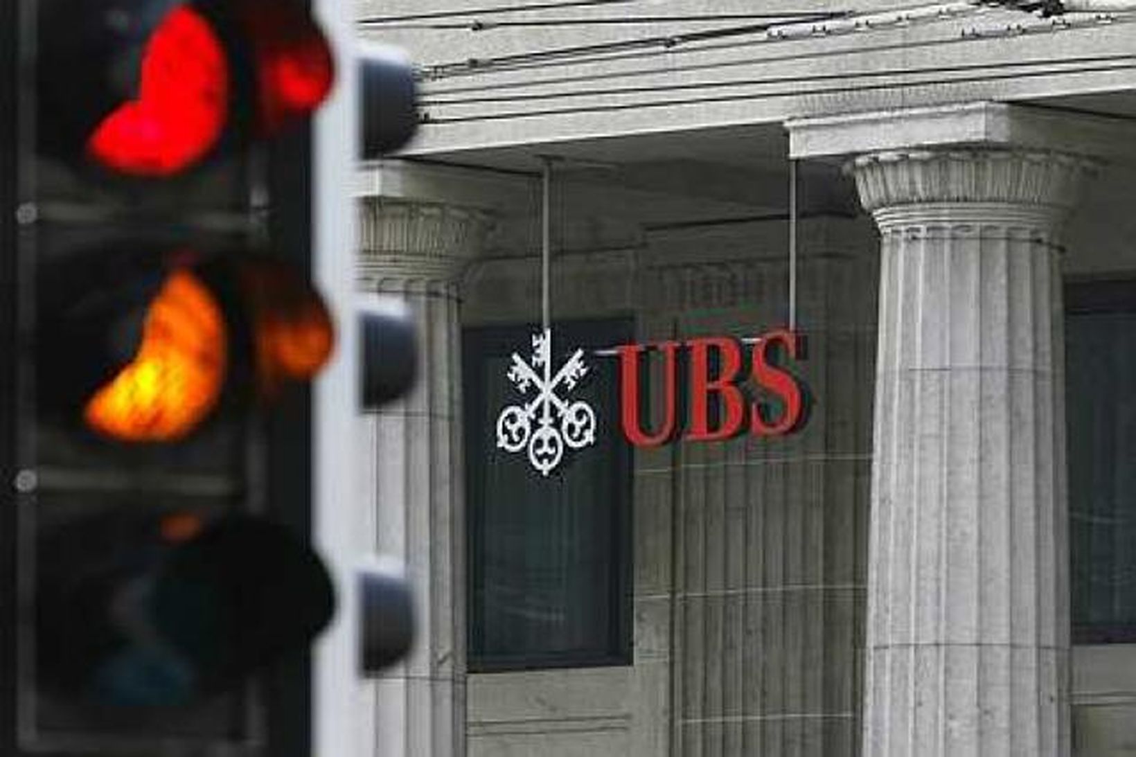 UBS á rauðu ljósi