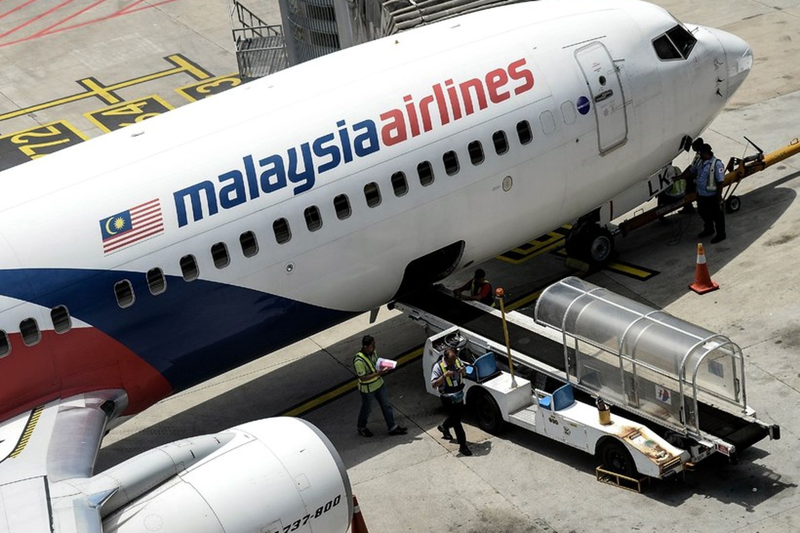 Forsvarsmenn Malaysian Airlines segja fregnirnar af brakinu aðeins 