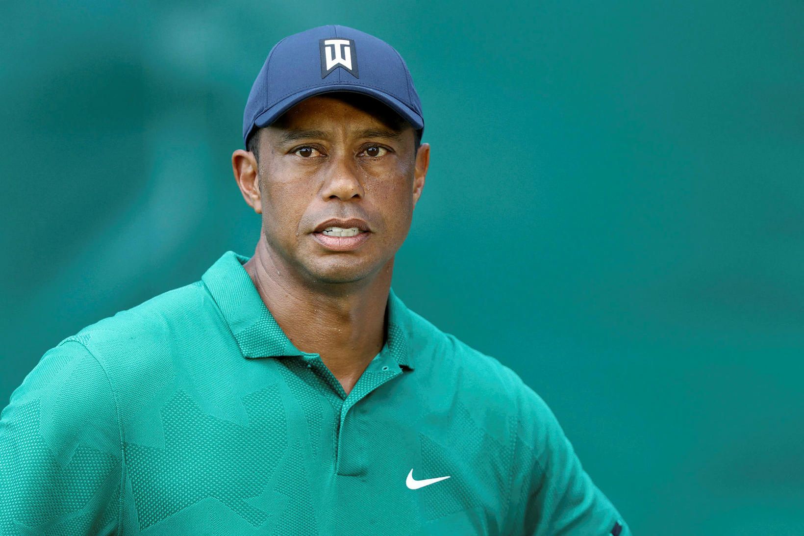 Tiger Woods er á batavegi eftir alvarlegt bílslys.