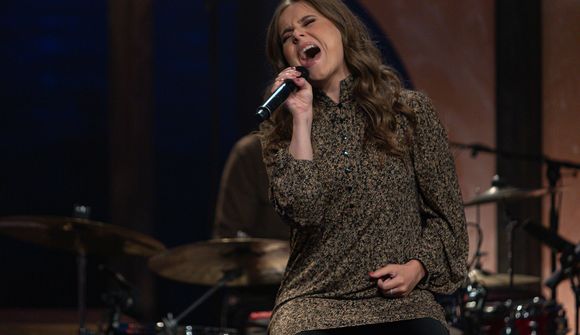 María flutti Eurovisionbombu