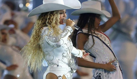 Beyoncé tæklar svartan kántríkúltúr í Texas