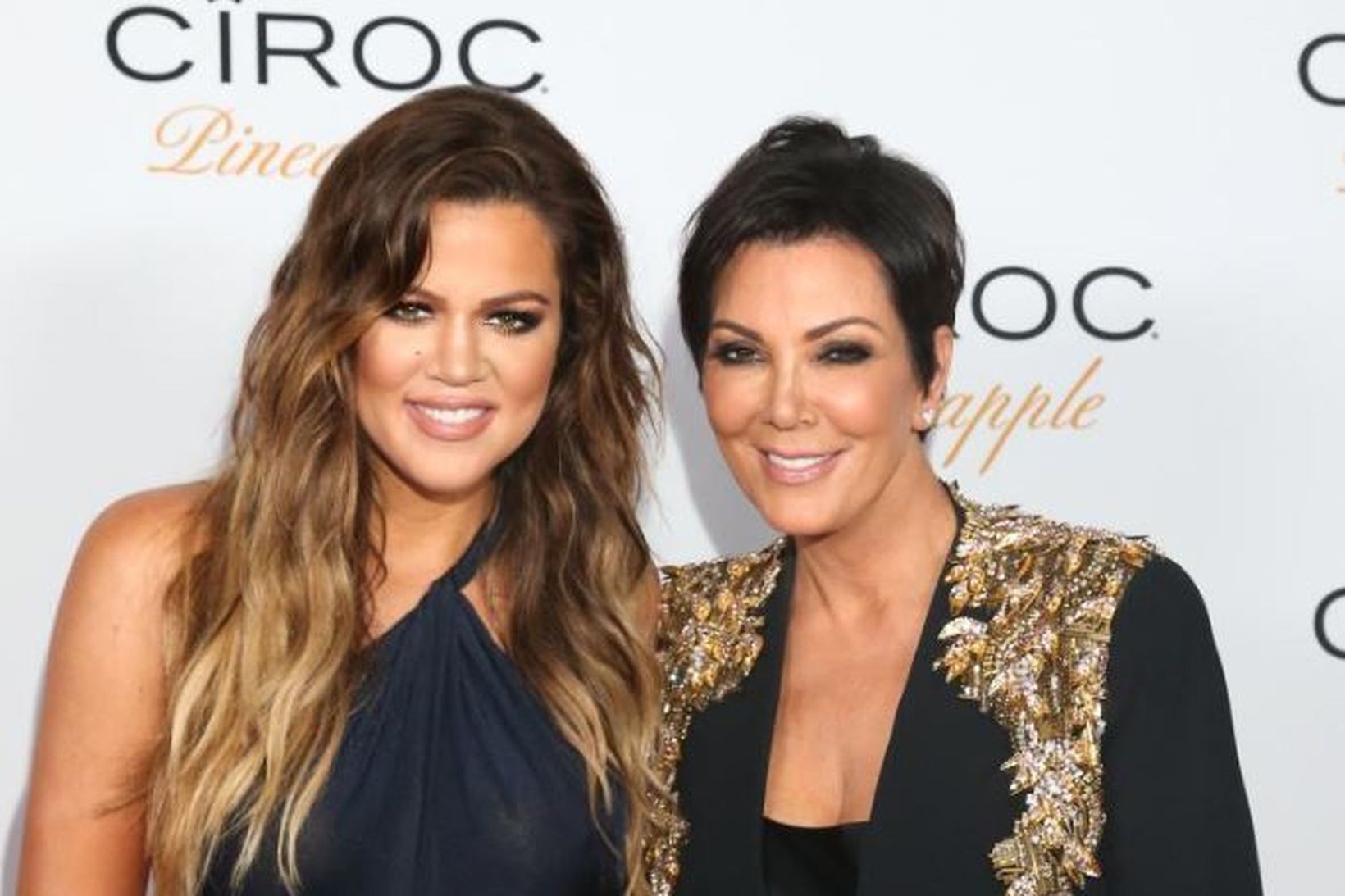 Khloé Kardashian og Kris Jenner eru í vorhreingerningum.