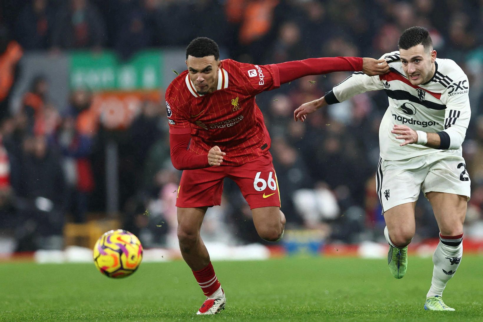 Trent Alexander-Arnold í leiknum í dag.