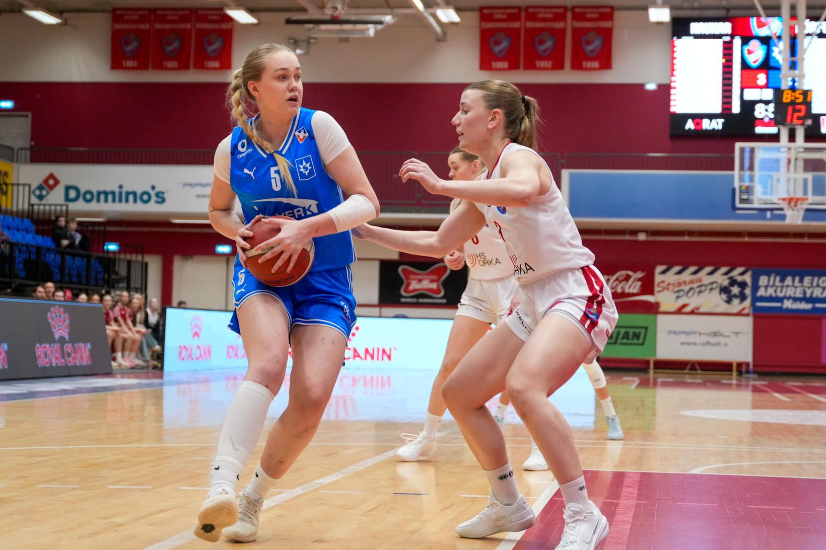 Haukar - Stjarnan, staðan er 77:62