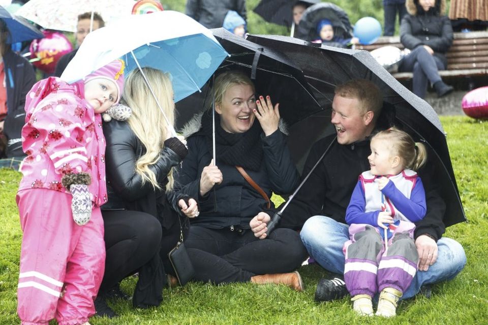 Það rigndi á hátíðargesti í Reykjavík sem létu það ekki á sig fá