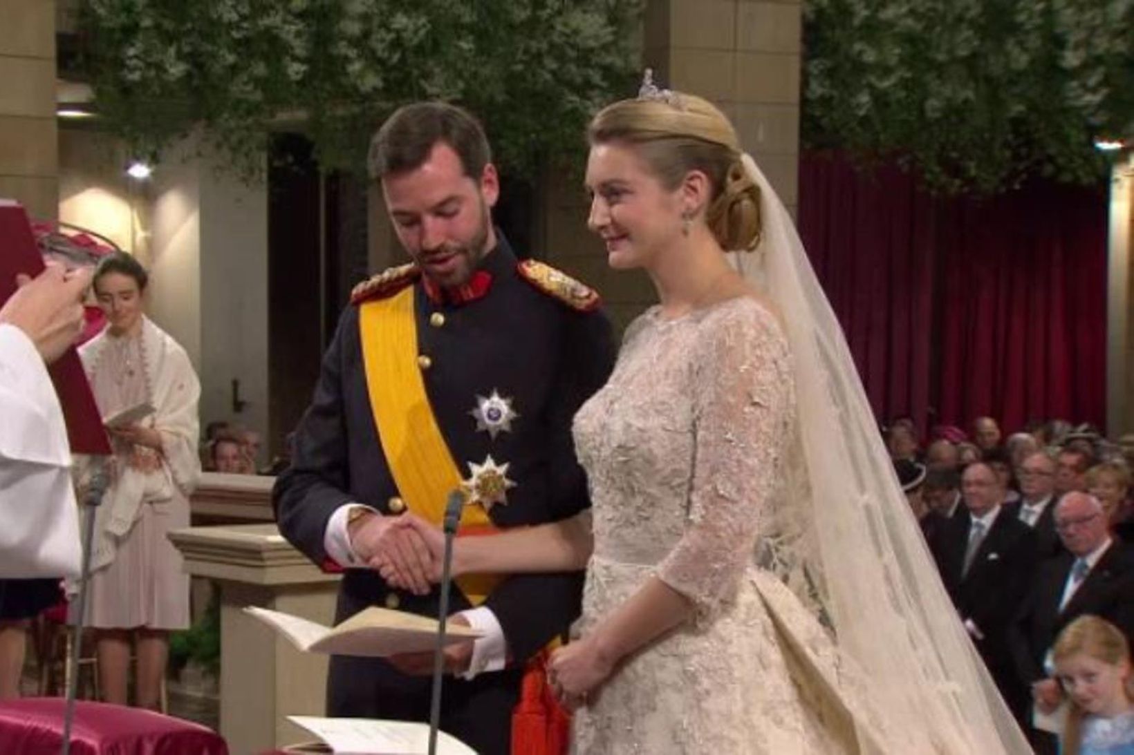 Guillaume krónprins og Stephanie greifynja eiga von á barni.