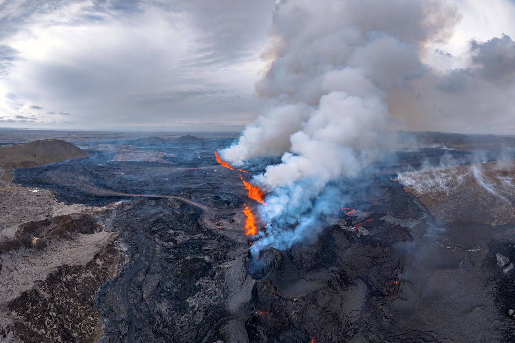 Eldgosið við Sundhnúkagígum á fimmtudaginn, 30. maí.