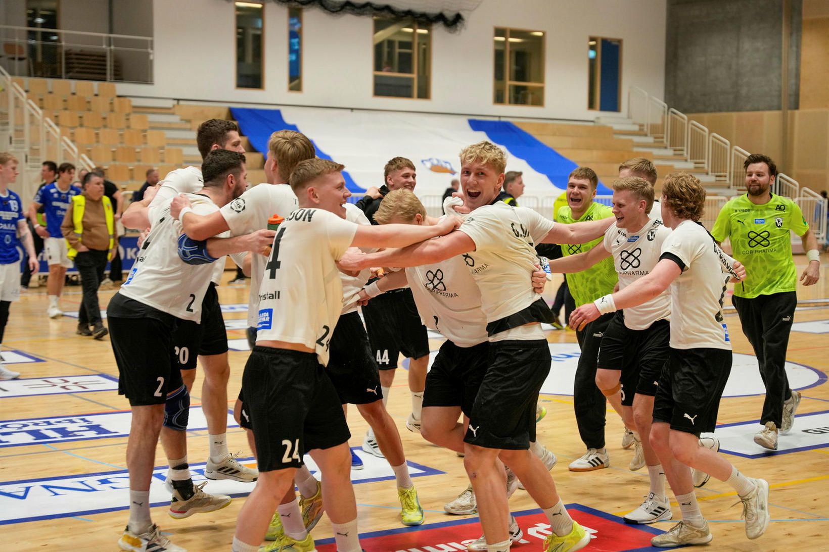 Ekki gleyma því að þetta eru Íslandsmeistararnir