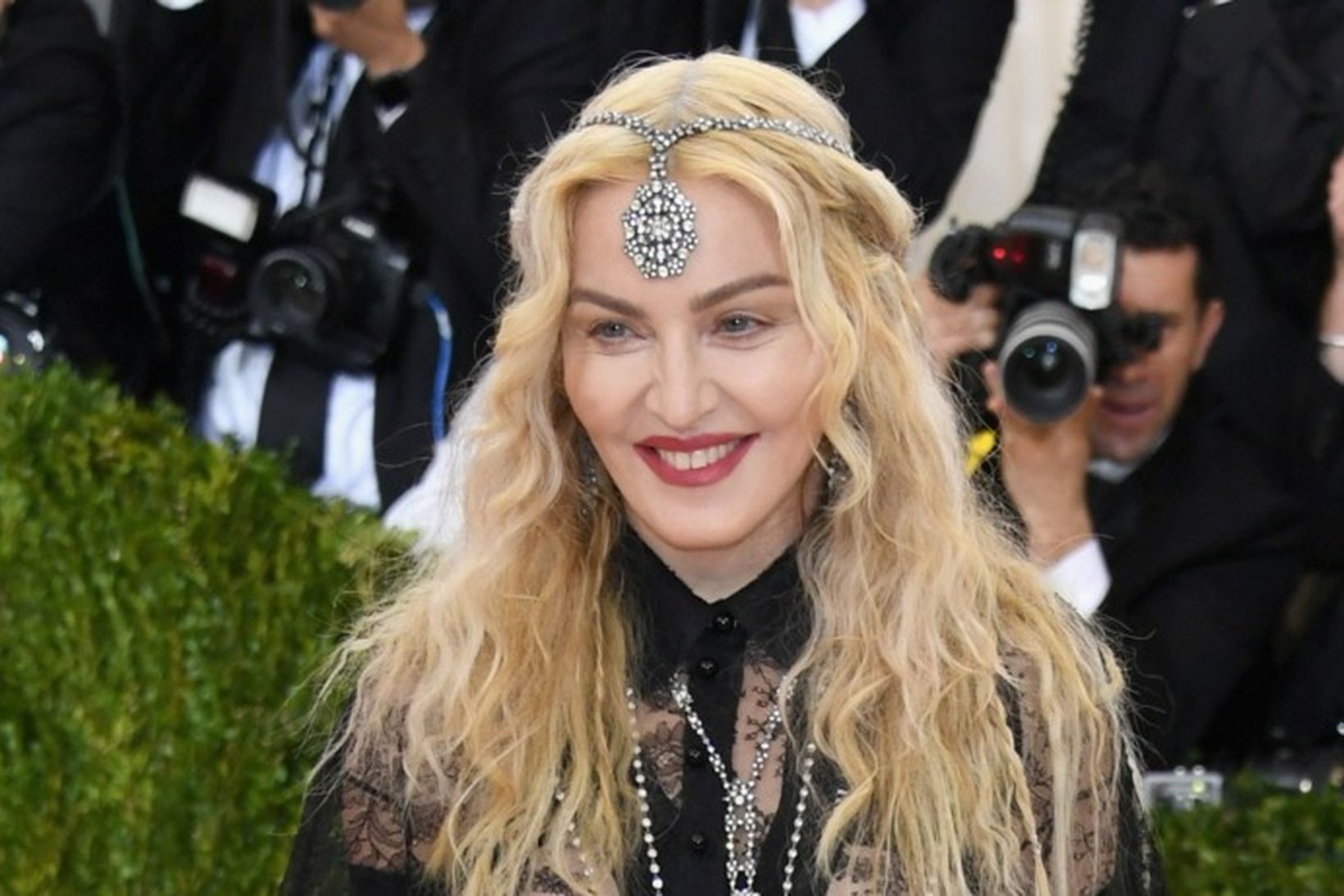 Madonna fer sjaldan ótroðnar slóðir í fatavali.