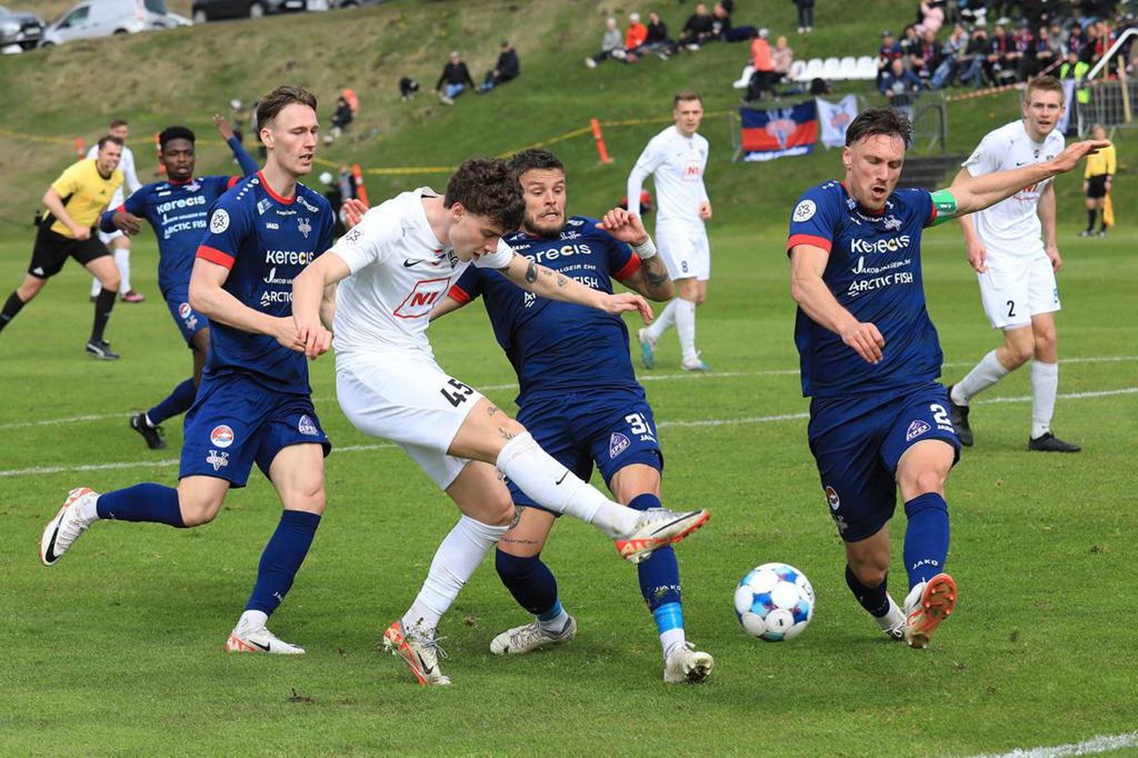 Morten Ohlsen Hansen, lengst til hægri, er lykilmaður í vörn …