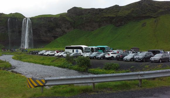 Enginn óskapnaður leyfður við fossinn