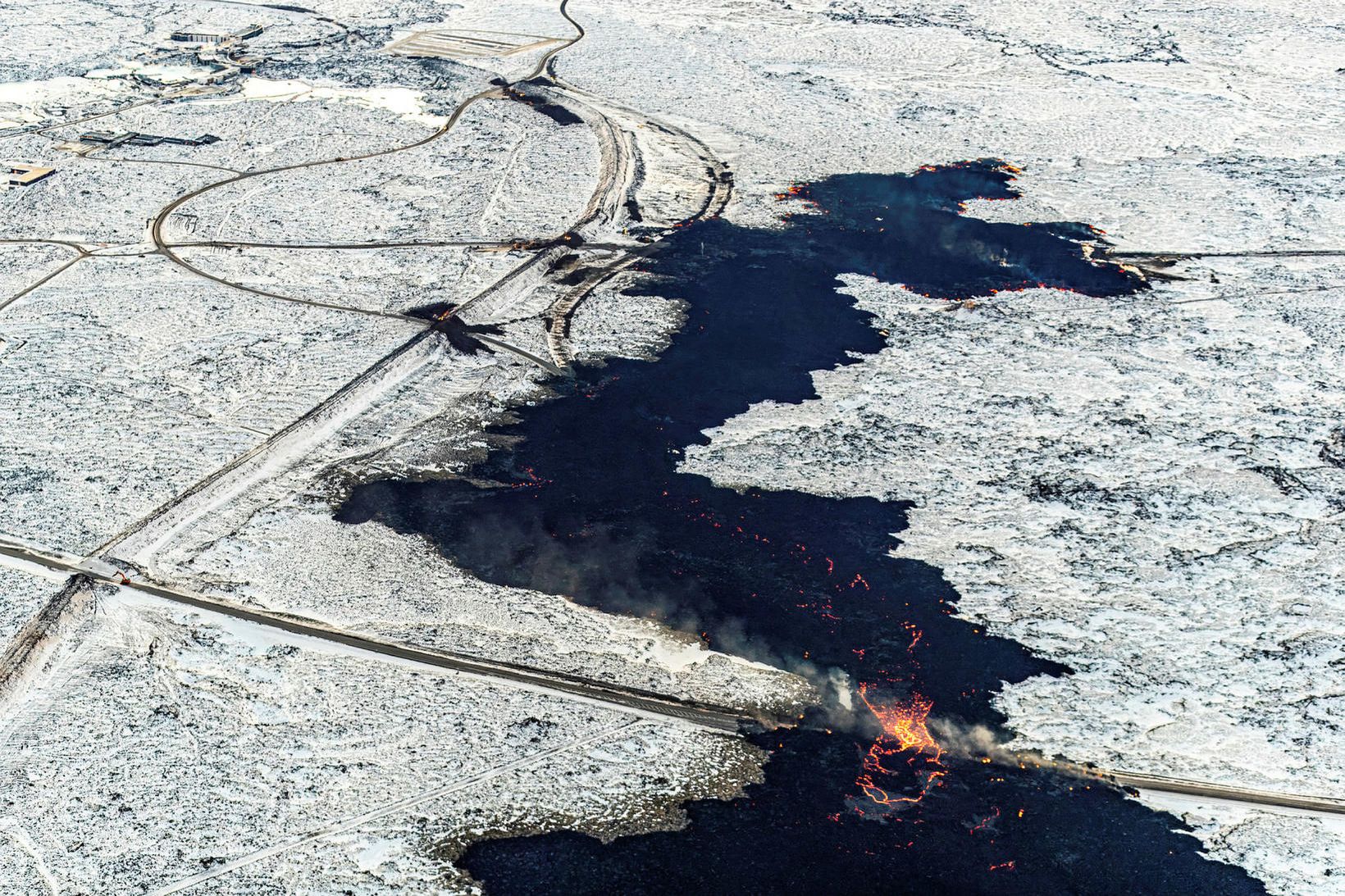 Myndin sem prýðir forsíðu Morgunblaðsins í dag var tekin í …