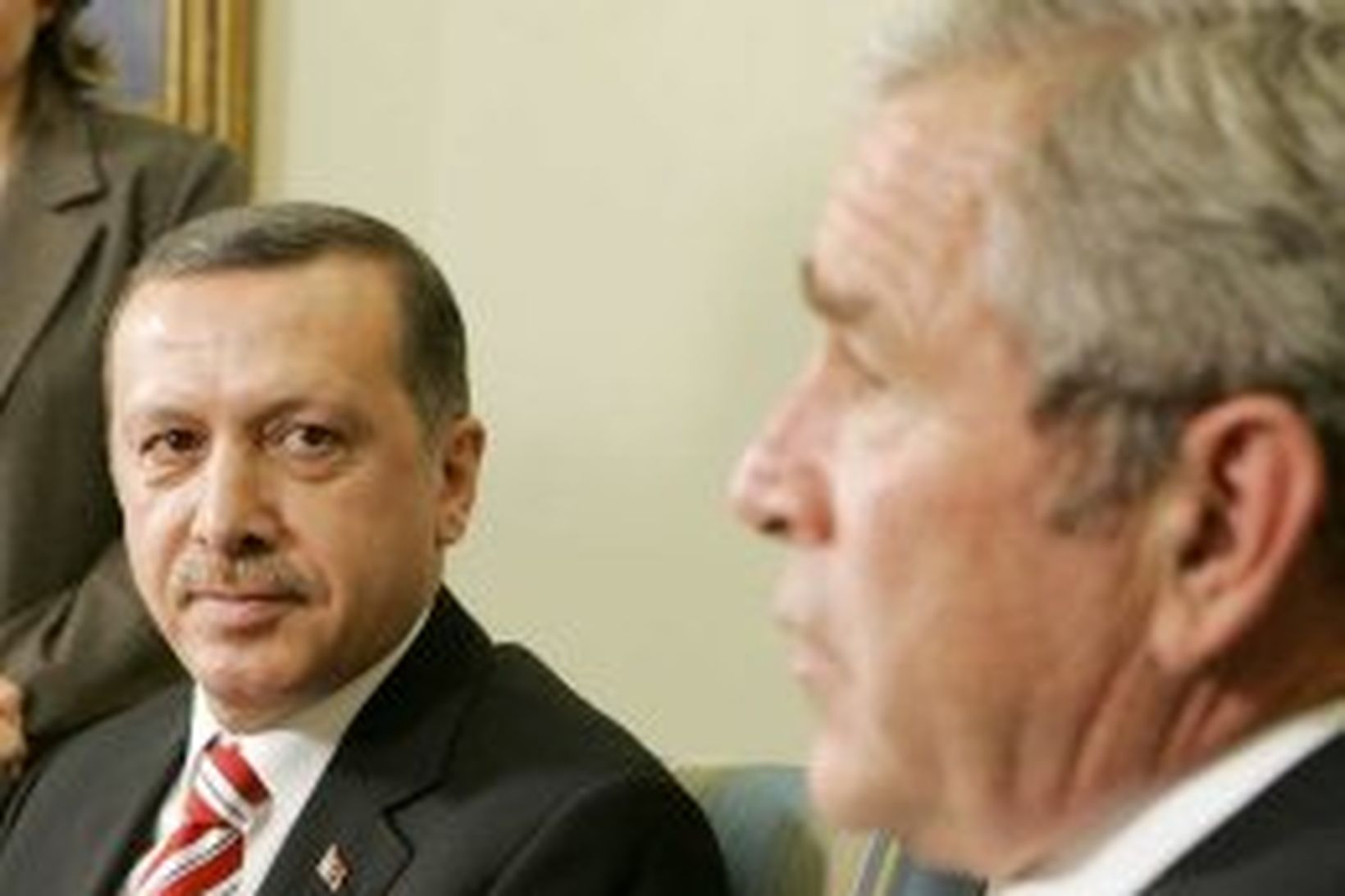 Erdogan og Bush funduðu í Hvíta húsinu í Washington í …