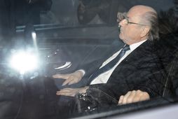 Sepp Blatter við komuna að höfuðstöðvum FIFA í Zürich í dag.
