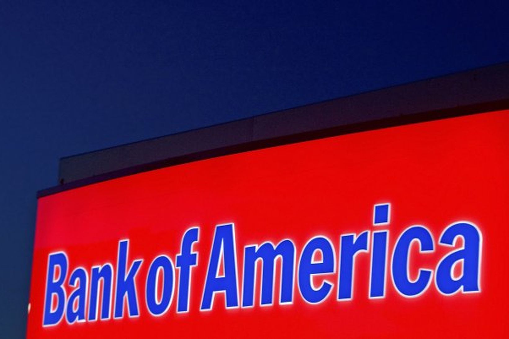 Bank of America hefur hætt að miðla greiðslum til WikiLeaks.