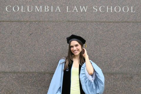 Guðrún Gígja Sigurðardóttir had every reason to smile at her graduation in the U.S., as her academic performance was outstanding.