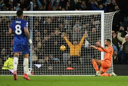 Robert Sánchez fær á sig mark eftir skógarhlaup gegn Manchester City um síðustu helgi.