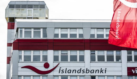 S&P: Íslandsbanki seldur innan 2 ára