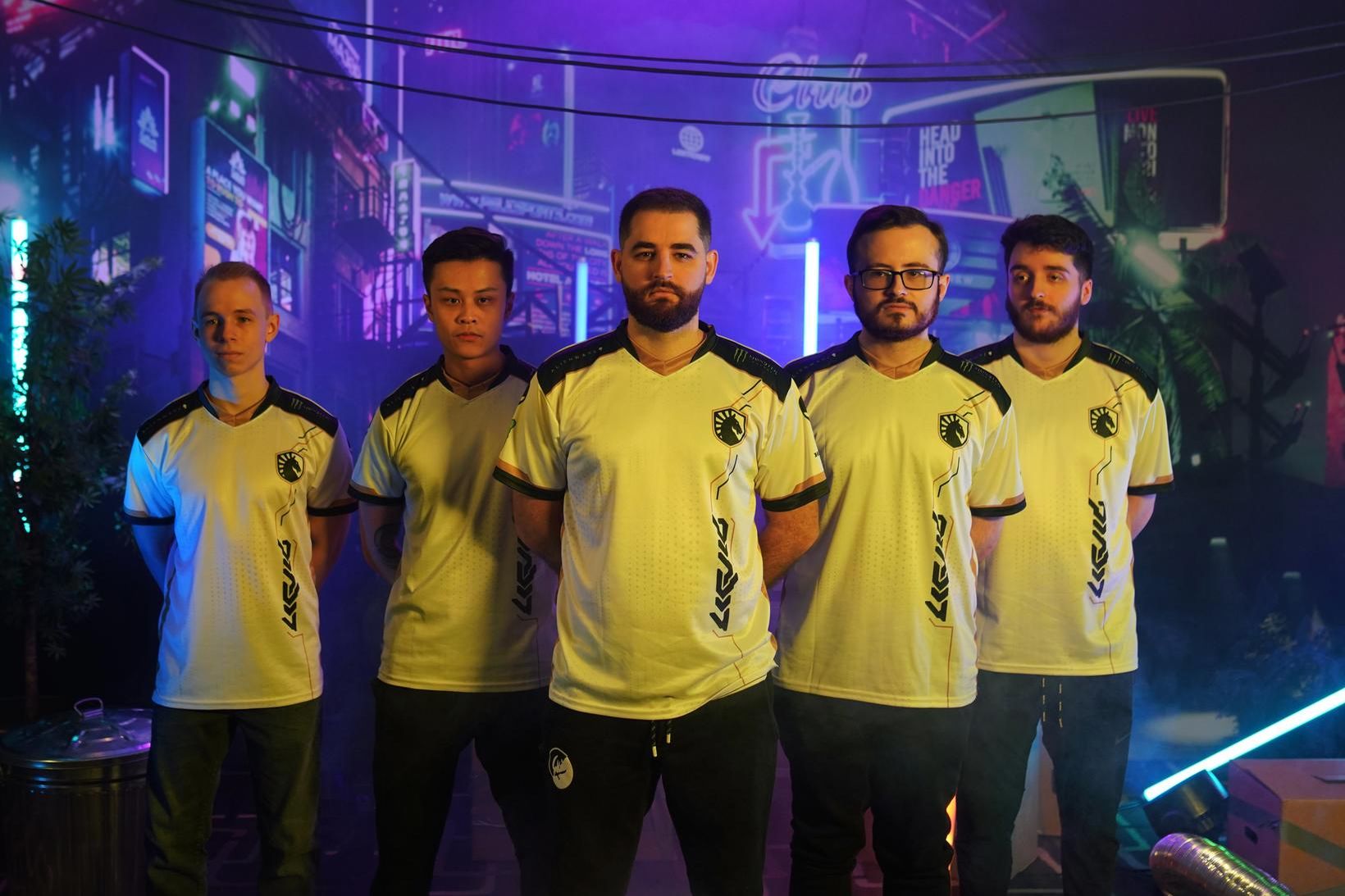 Team Liquid sigruðu NAVI í fyrstu viðureign BLAST Premier World …