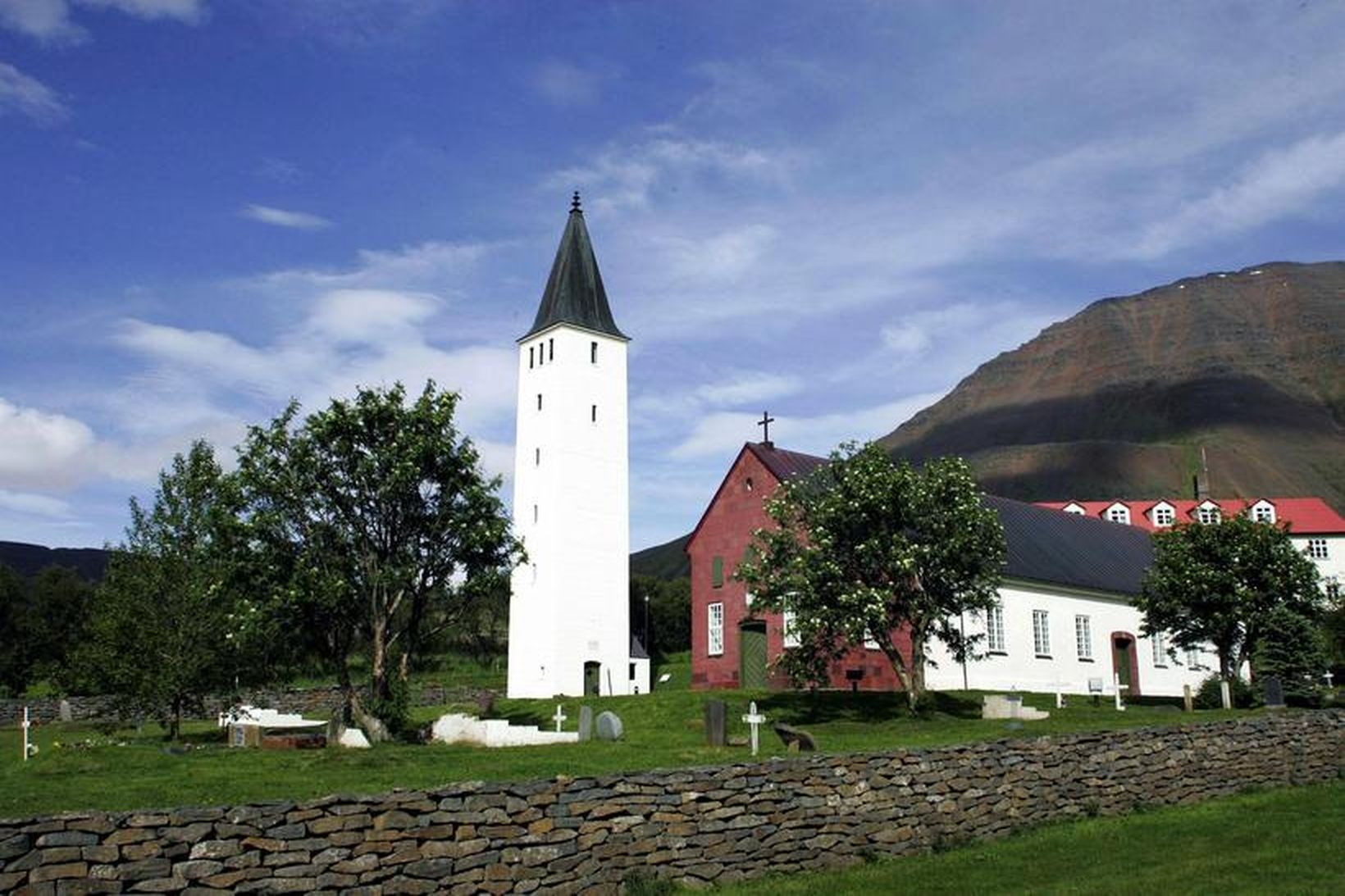 Hóladómkirkja er meðal þeirra bygginga sem VÍ telur að ríkið …