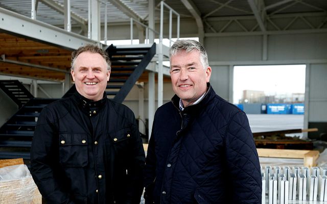 Rúnar Höskuldsson, framkvæmdastjóri sölusviðs, og Börkur Grímsson, forstjóri Stólpa.