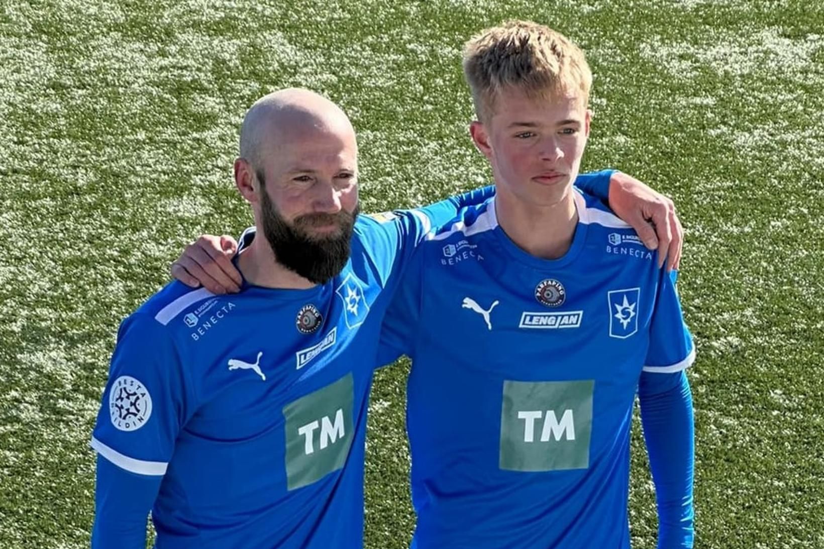 Daníel Laxdal, 37 ára, og Alexander Máni Guðjónsson, 14 ára, …