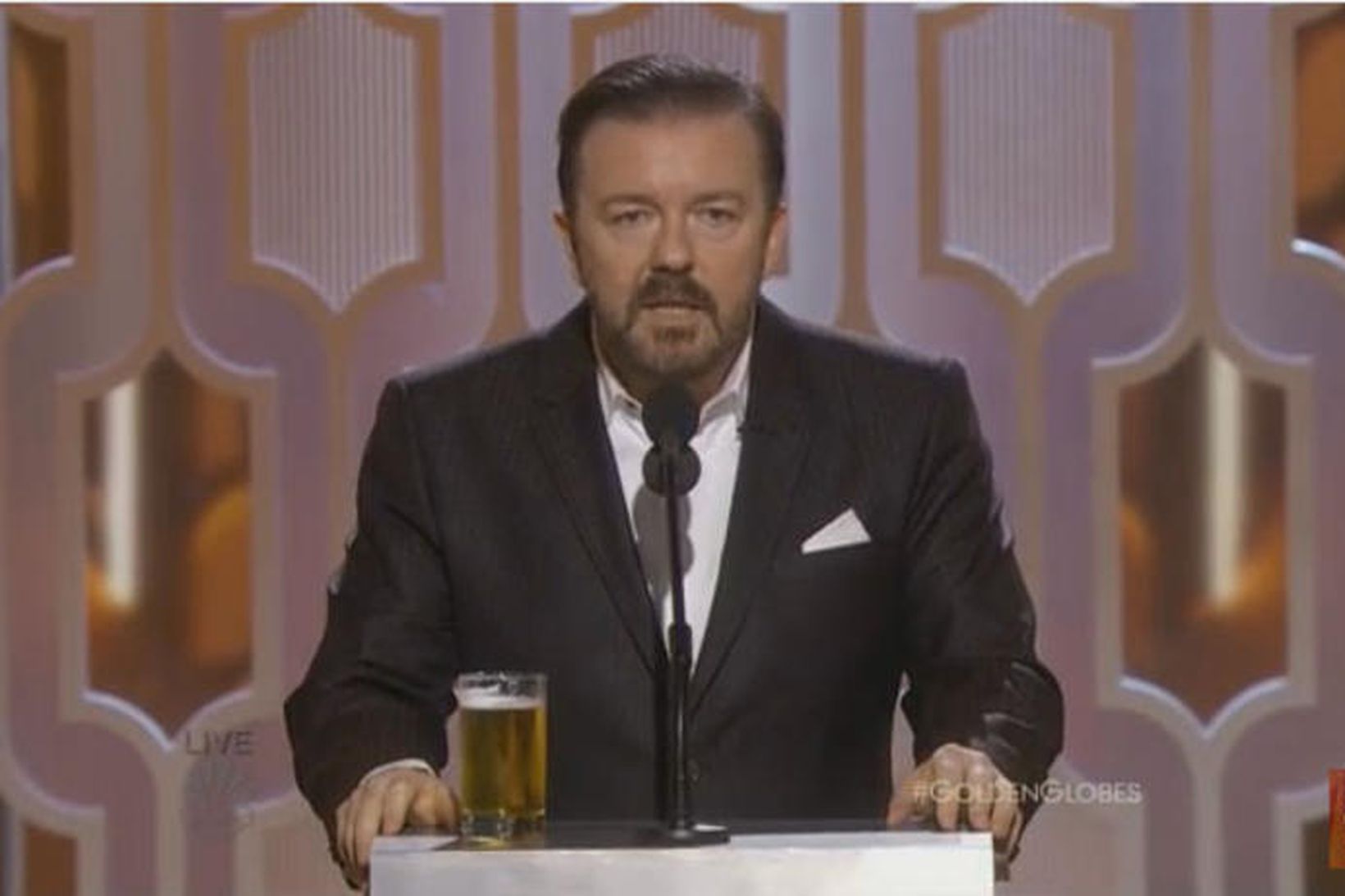 Ricky Gervais fór mikinn í gær þegar hann kynnti Golden …