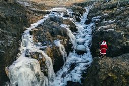 Rétt fyrir jól sást til jólasveinsins innst inni í Hvalfirðinum.