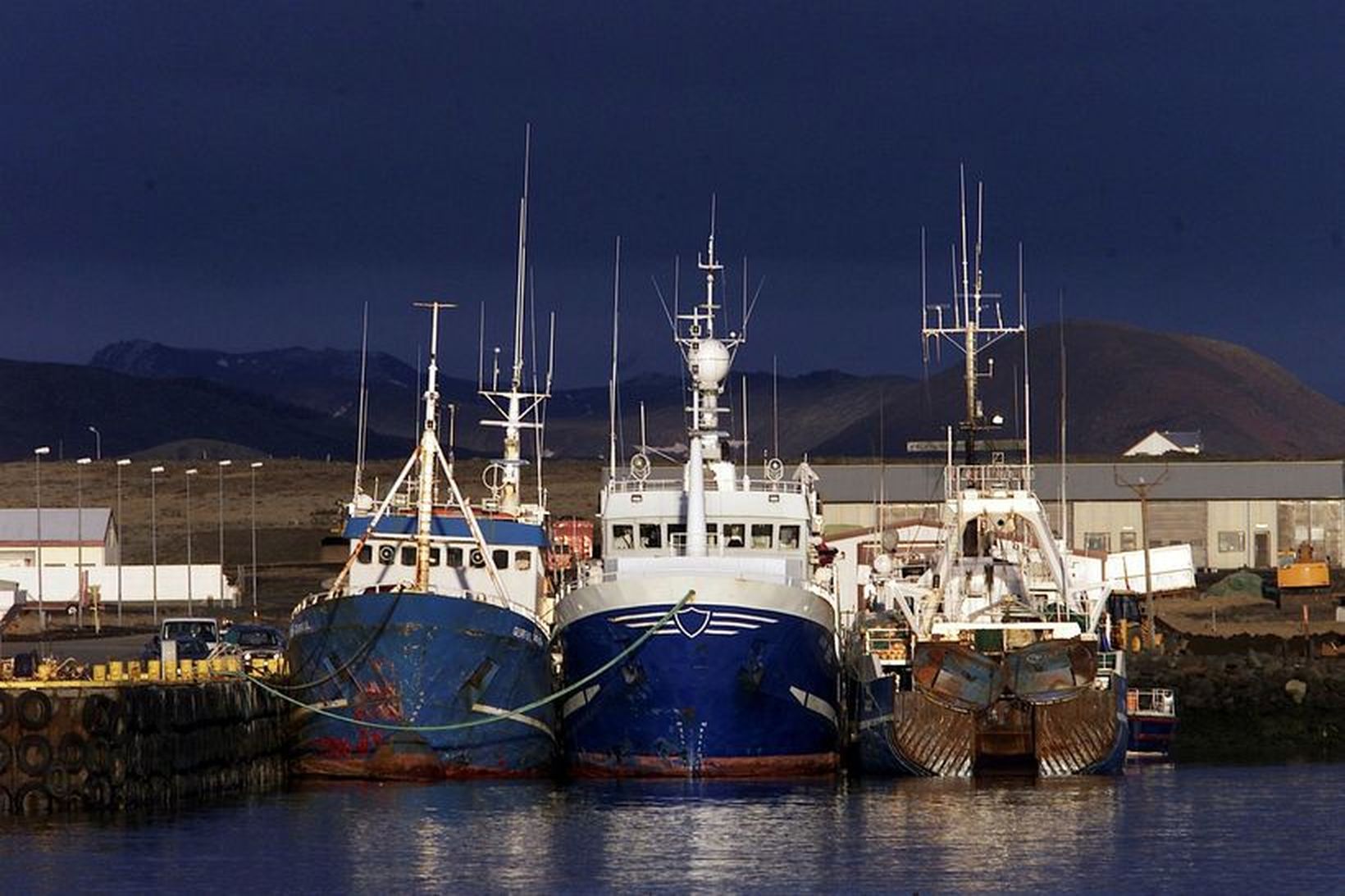 Fiskveiðiskip bundin við bryggju í Grindavík vegna verkfalls sjómanna.