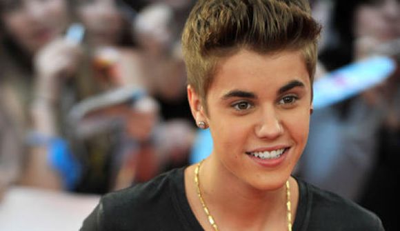 Justin Bieber í heimsókn hjá Miley Cyrus