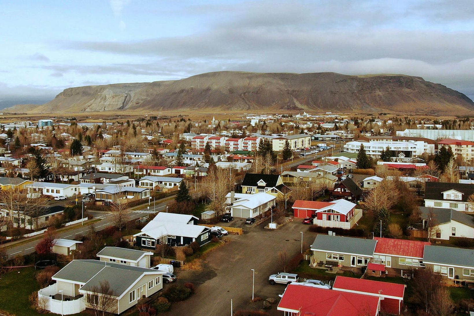 Sveitarfélögin segja að bæjarfélagið segi þeim upp sem lægst hafa …