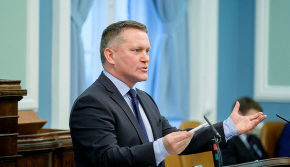Segir aðhaldið gott og væntir vaxtalækkana