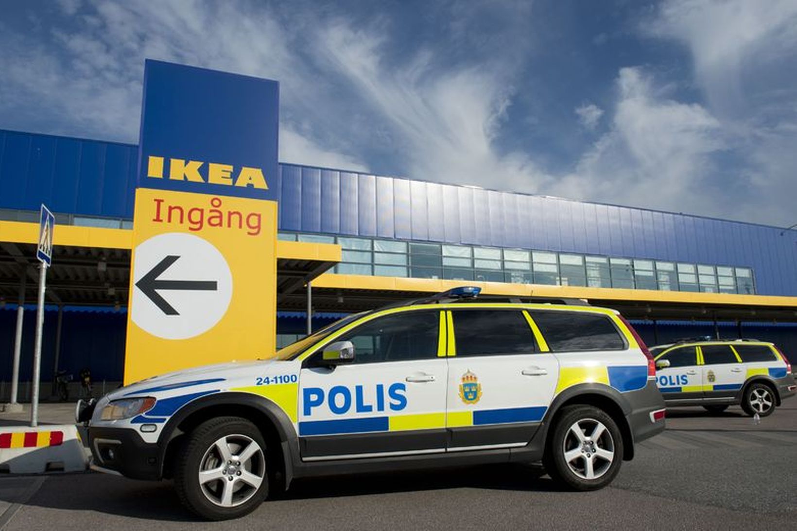 Árásin átti sér stað í IKEA verslun 100 kílómetrum vestur …