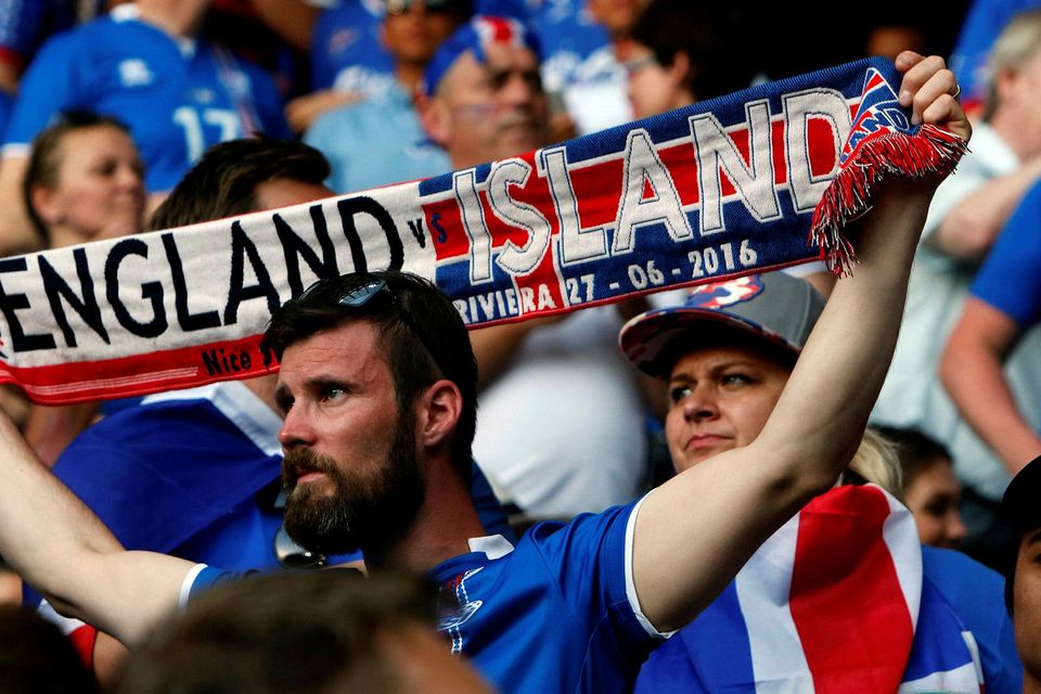 Ísland vann England 2:1 í Nice. Stemningin var frábær og Íslendingar glöddust.