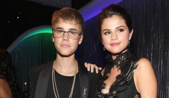 Bieber birti mynd af sér og Gomez