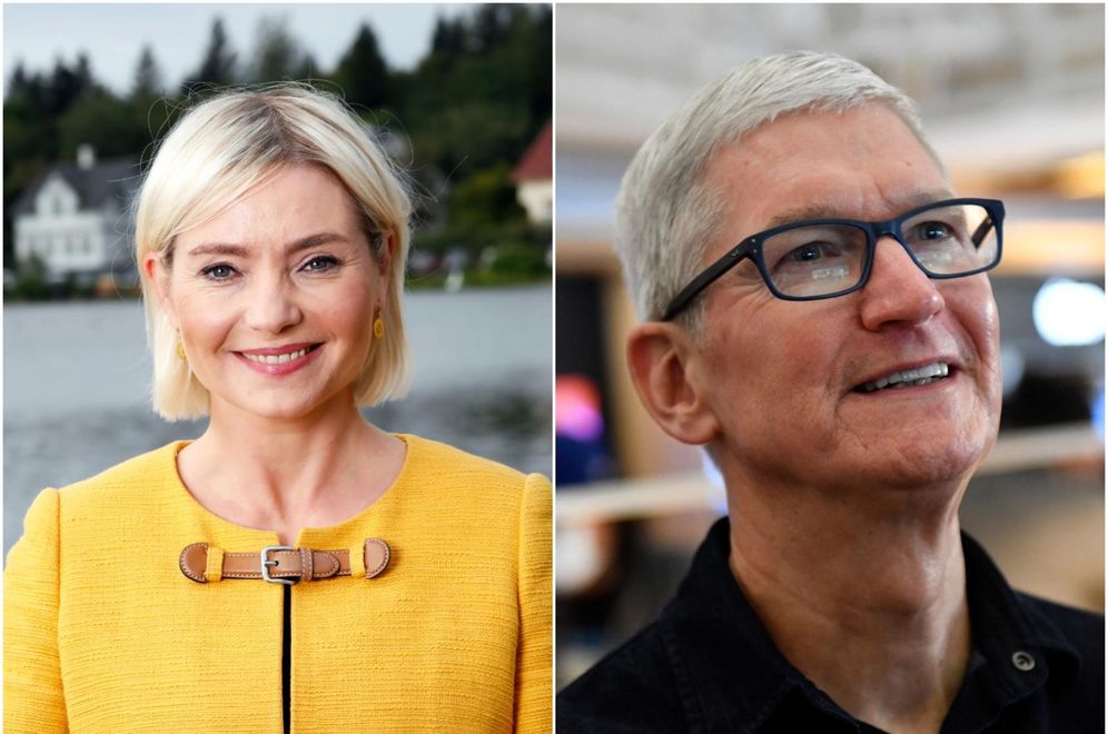 Education Minister Lilja Alfreðsdóttir and Tim Cook, CEO of Apple.
