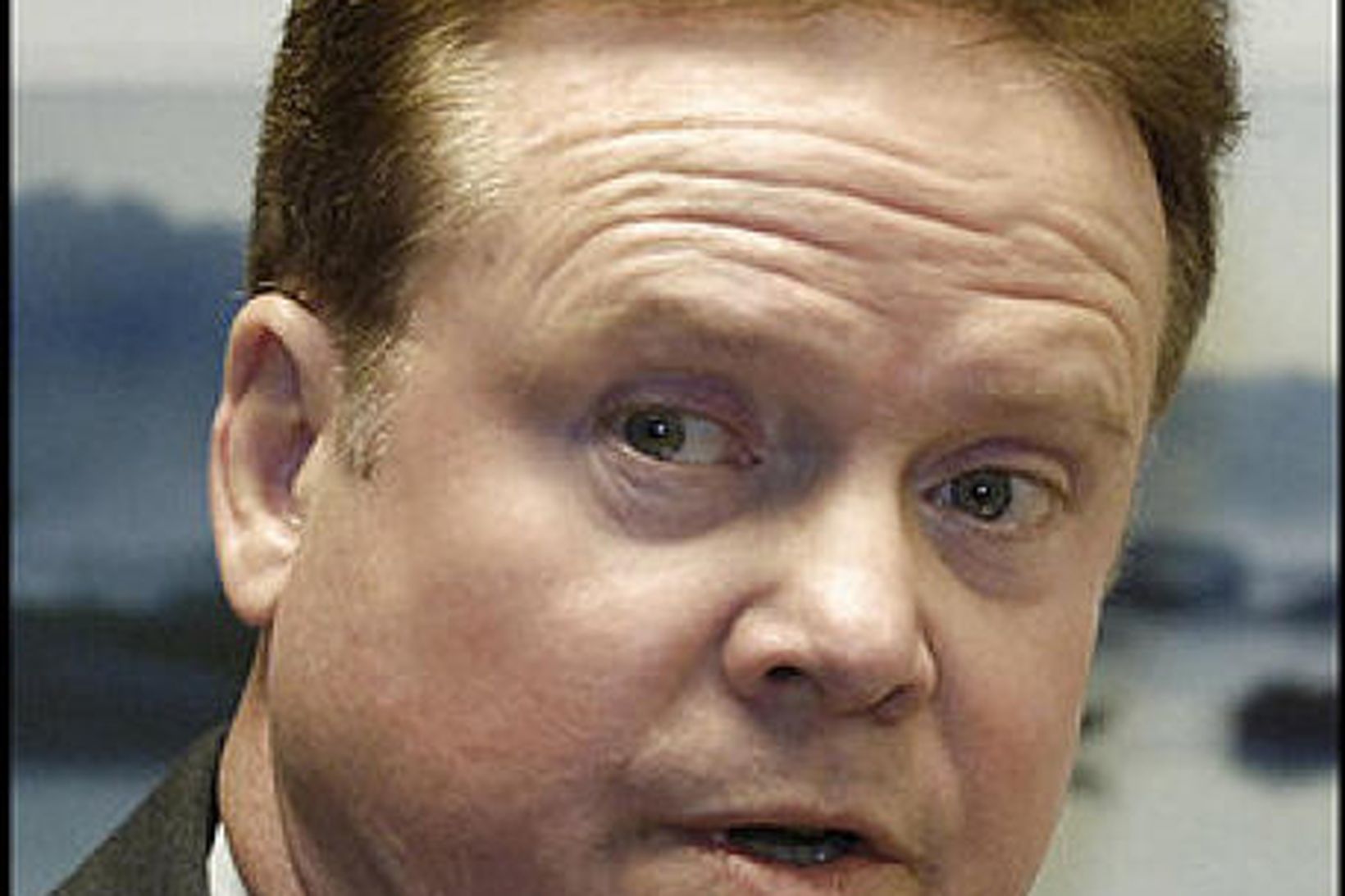 Jim Webb er þingmaður demókrata