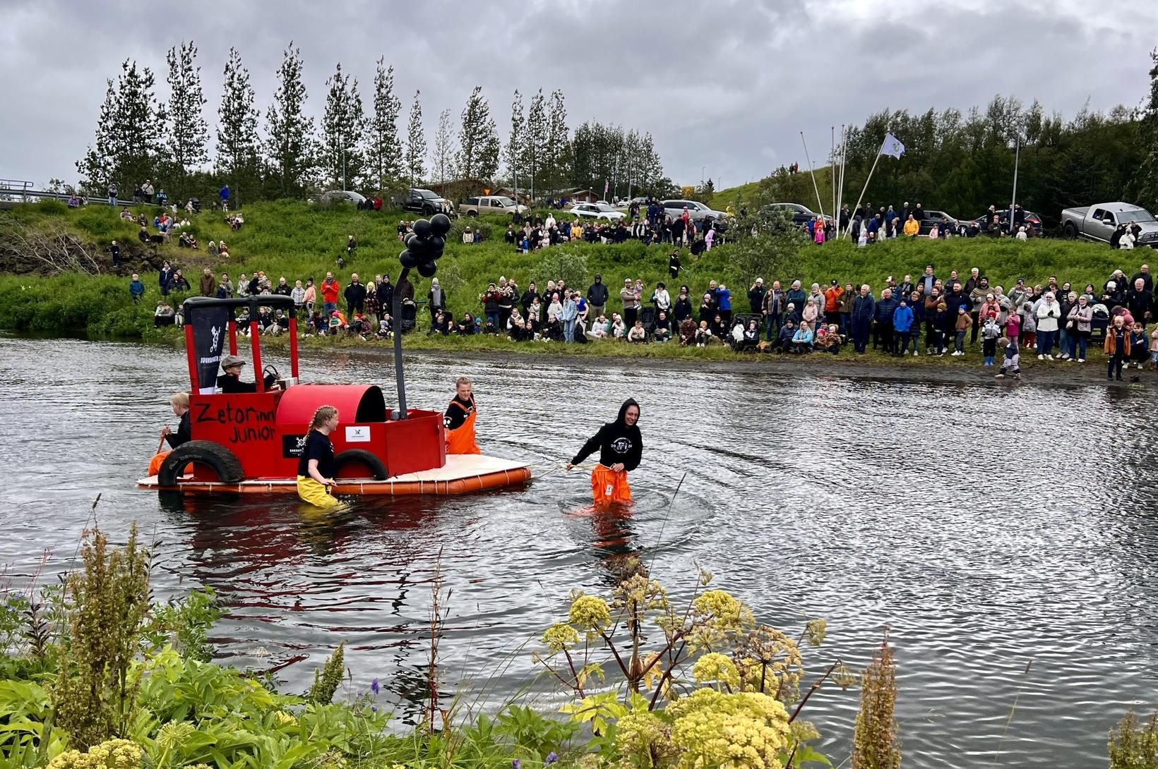 „Rjóminn af samfélaginu“ á Flúðum